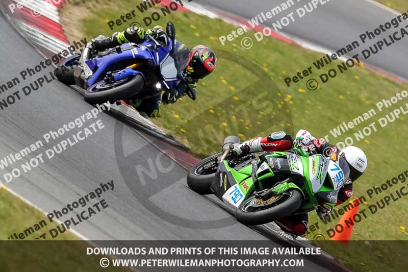 enduro digital images;event digital images;eventdigitalimages;no limits trackdays;peter wileman photography;racing digital images;snetterton;snetterton no limits trackday;snetterton photographs;snetterton trackday photographs;trackday digital images;trackday photos